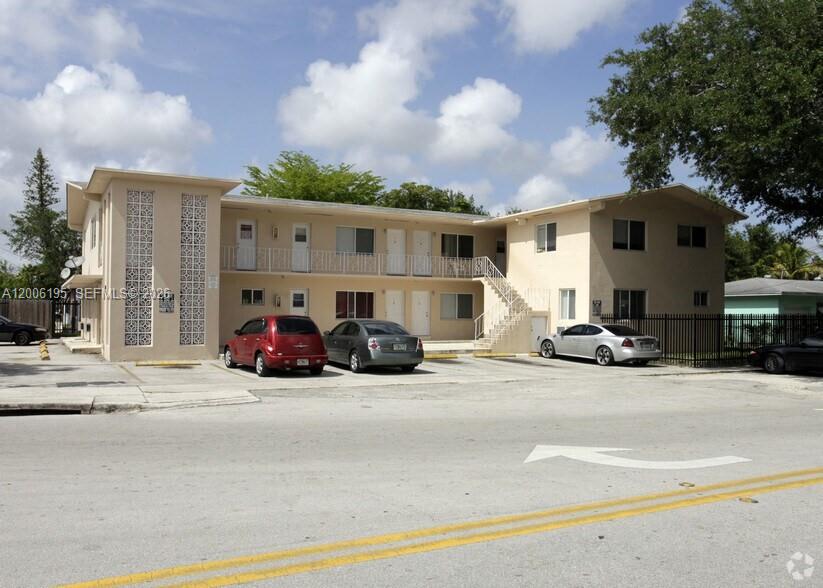 14305 NE 6th Avenue, North Miami, FL 33161, North Miami