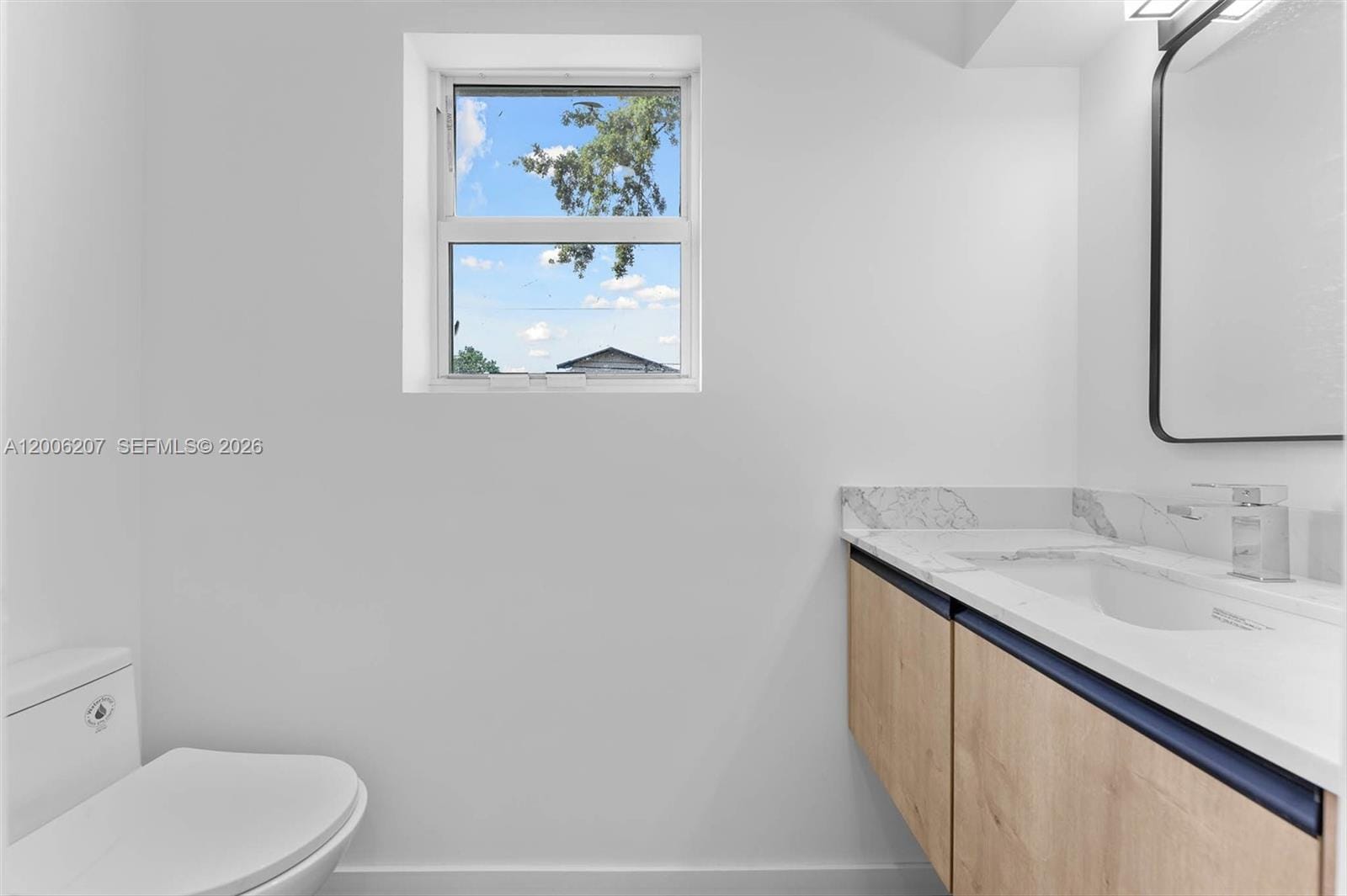 824 SE 12th Court 828 — photo 11