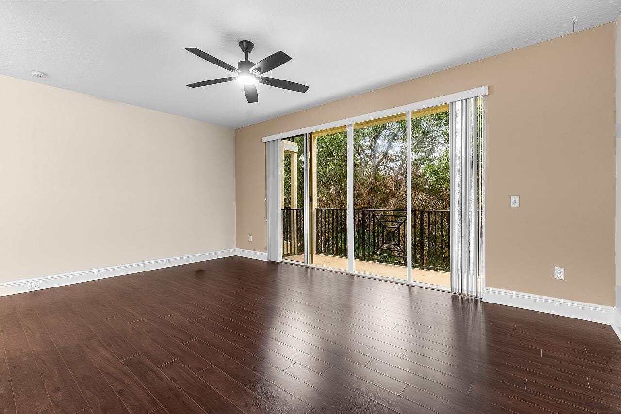 1620 42nd Square 104, Vero Beach, FL 32960 photo 6