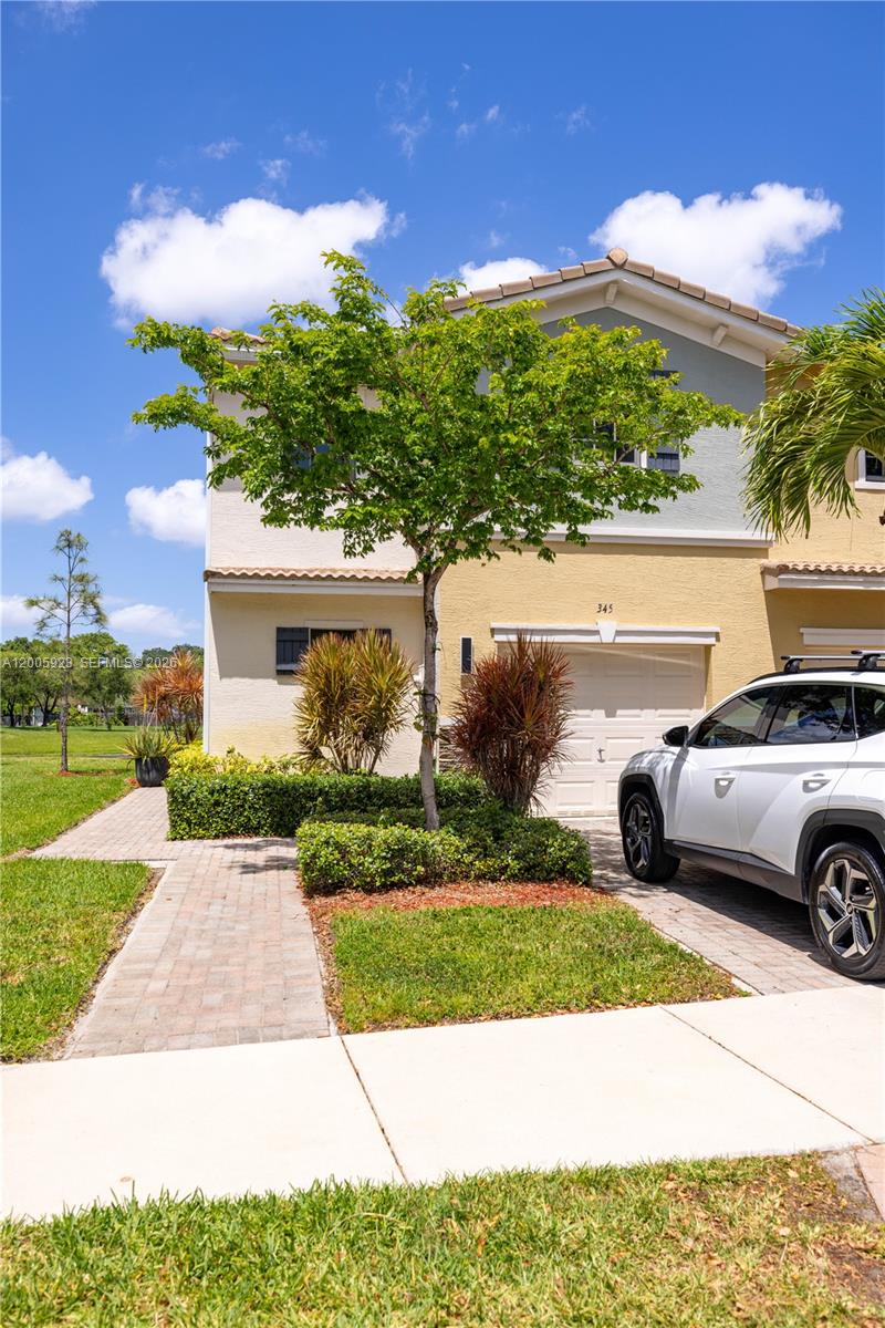 345 NE 194th Lane, Miami, FL 33179, Miami