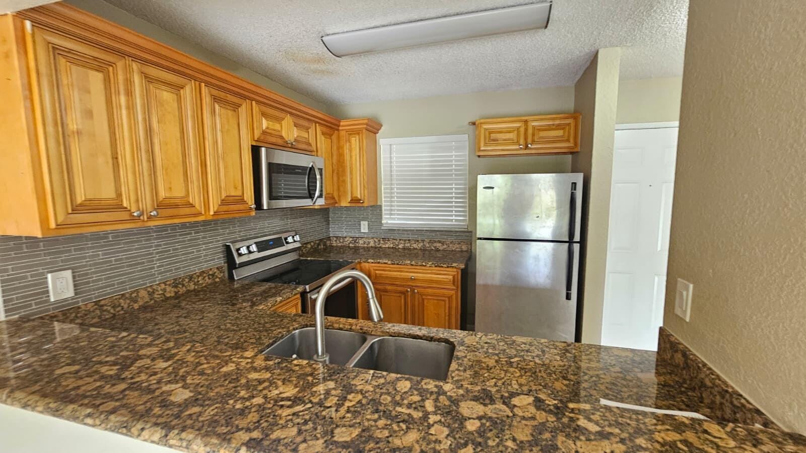 1581 Balfour Point Drive G — photo 3