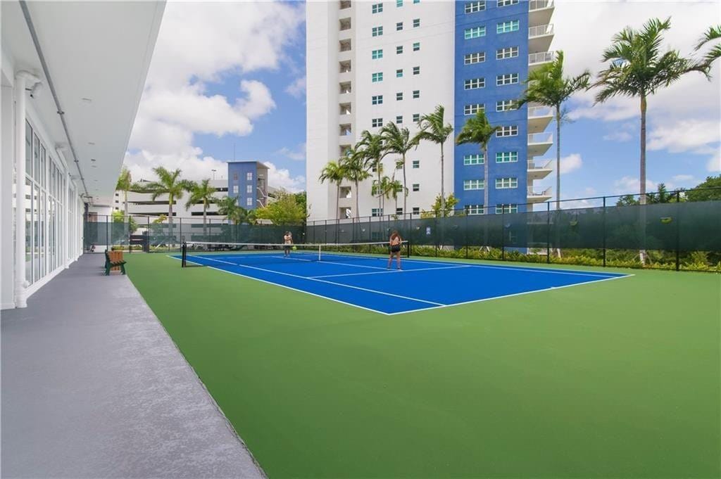 14951 Royal Oaks Lane 1109, North Miami, FL 33181 photo 29
