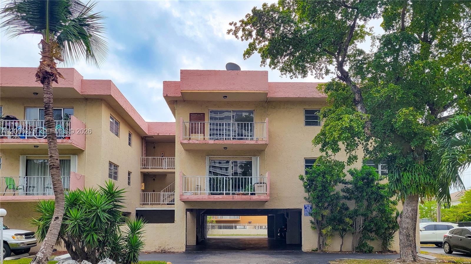 3522 NE 171st Street 308, North Miami Beach, FL 33160, North Miami Beach