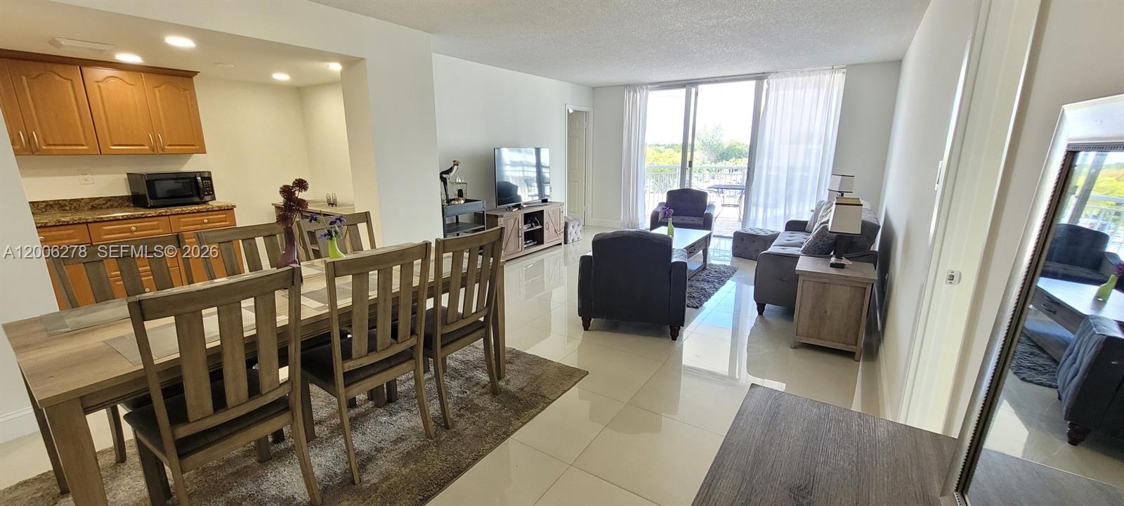 18011 Biscayne Boulevard 402, Aventura, FL 33160, Aventura
