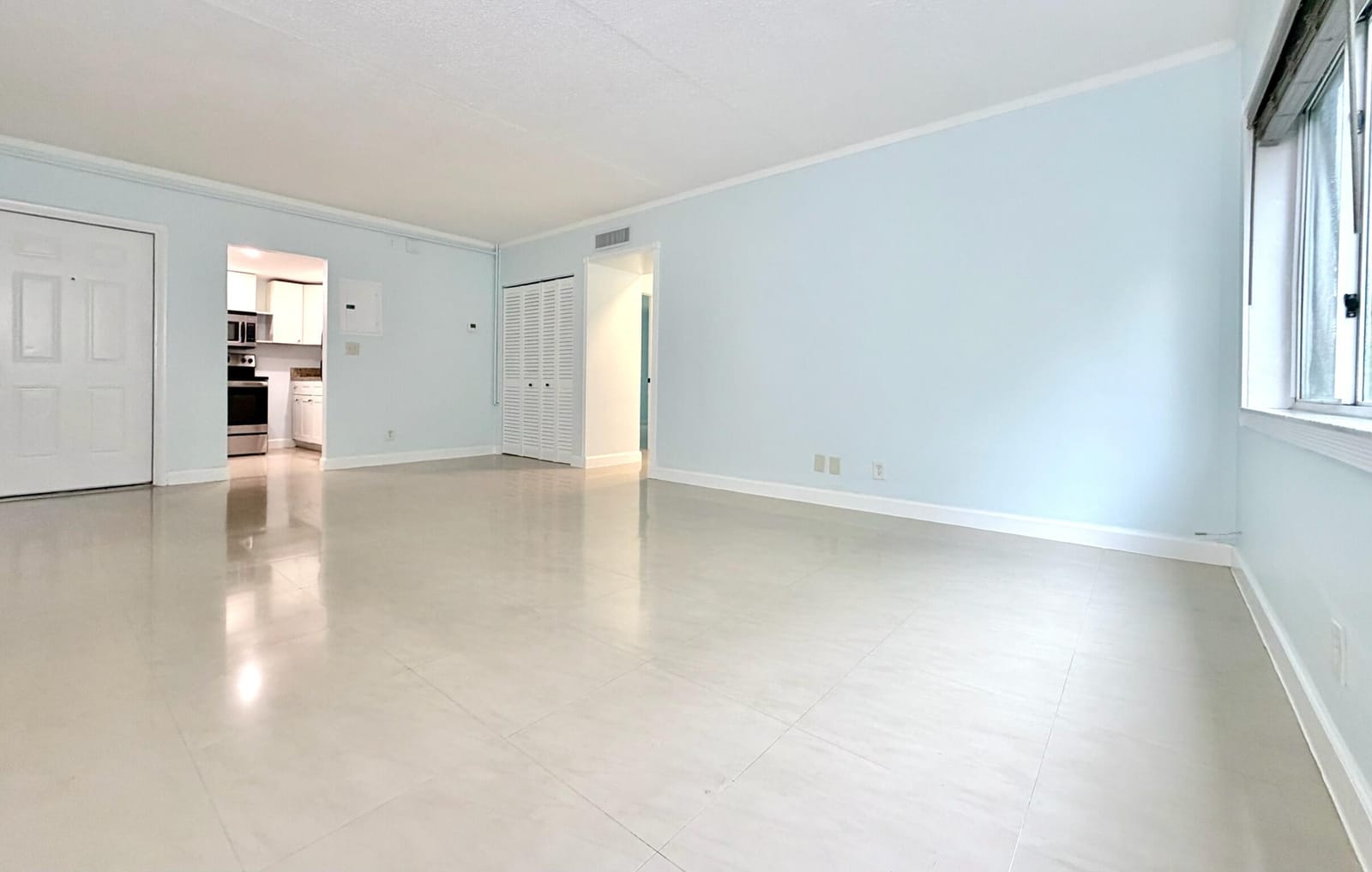 251 SE 6th Avenue 7, Pompano Beach, FL 33060 photo 3