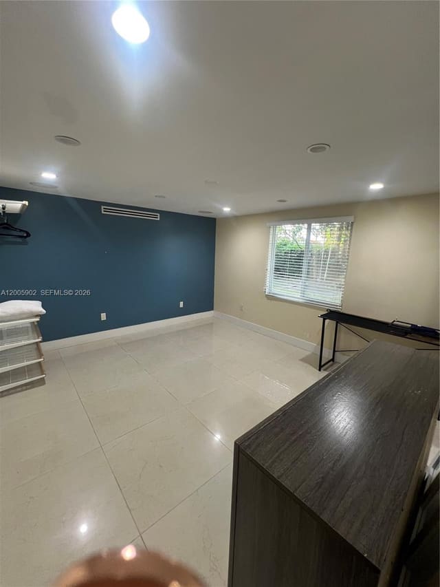 9945 SW 164th Terrace 1, Miami, FL 33157