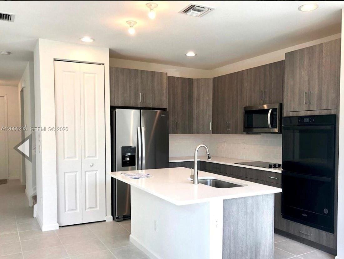 3525 NW 1st Street — photo 2