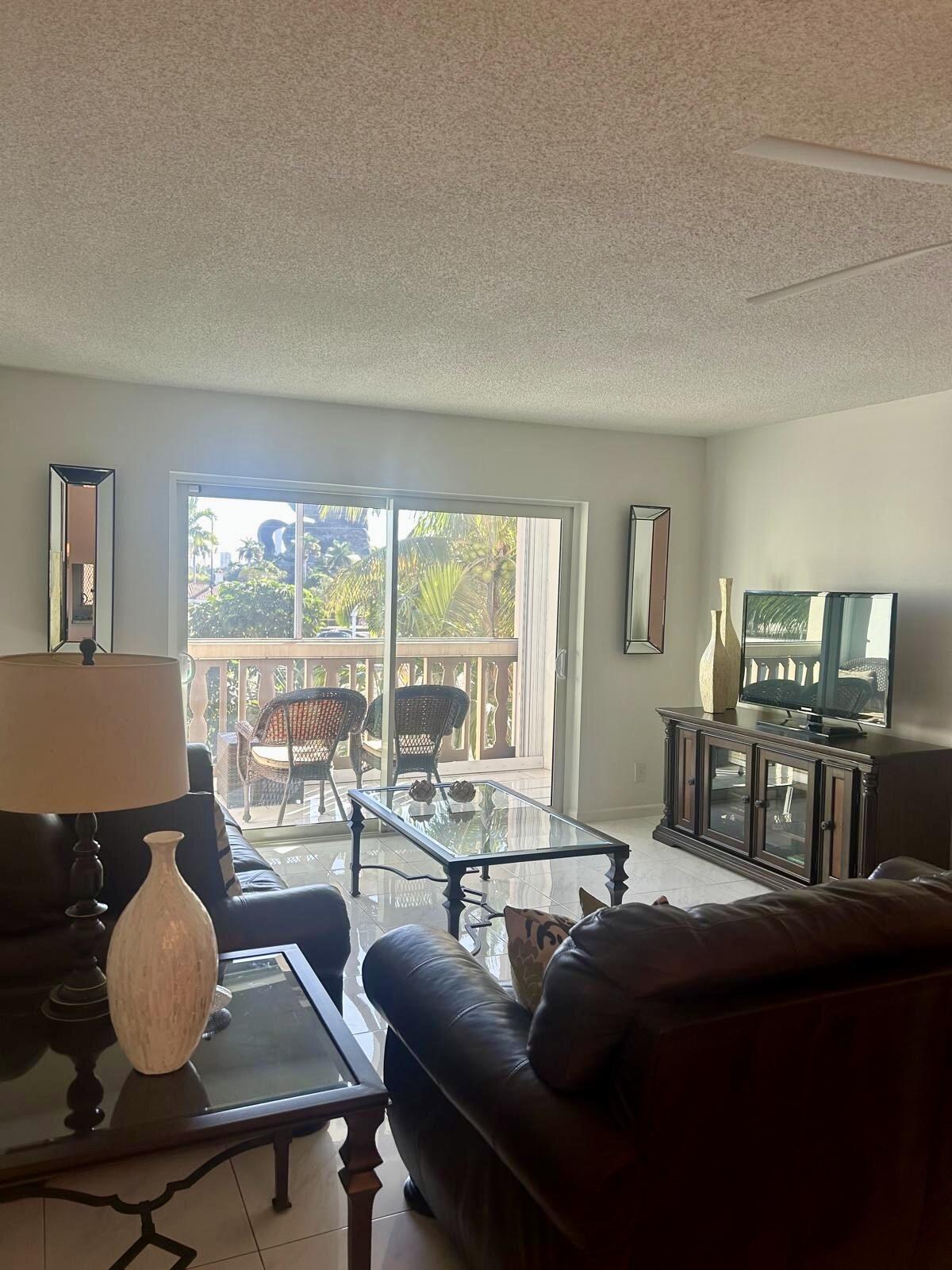 410 SE 2nd Street 323, Hallandale Beach, FL 33009, Hallandale Beach