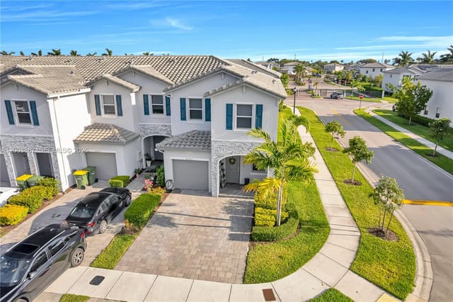 2623 SE 11th Street, sold in Keys Gate Residential, Homestead, FL