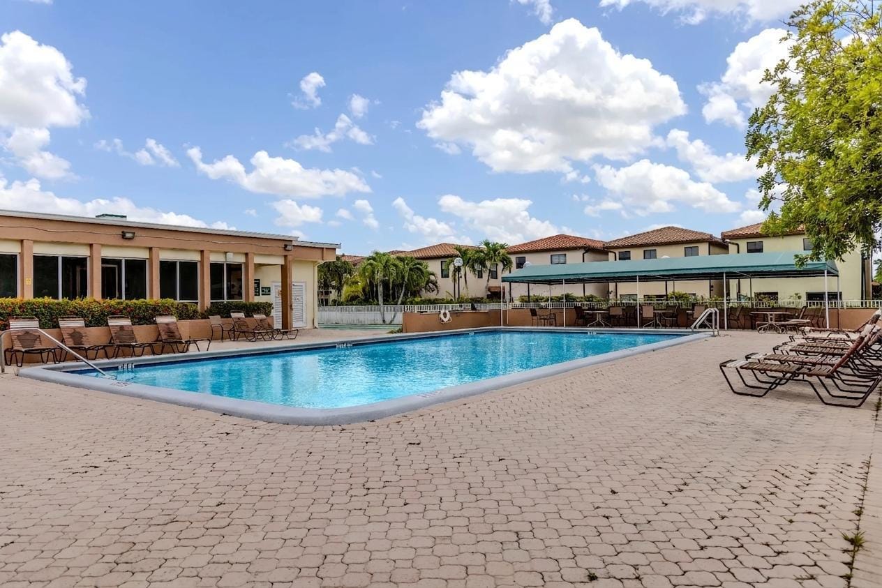 4980 E Sabal Palm Boulevard E 124, Tamarac, FL 33319 photo 21
