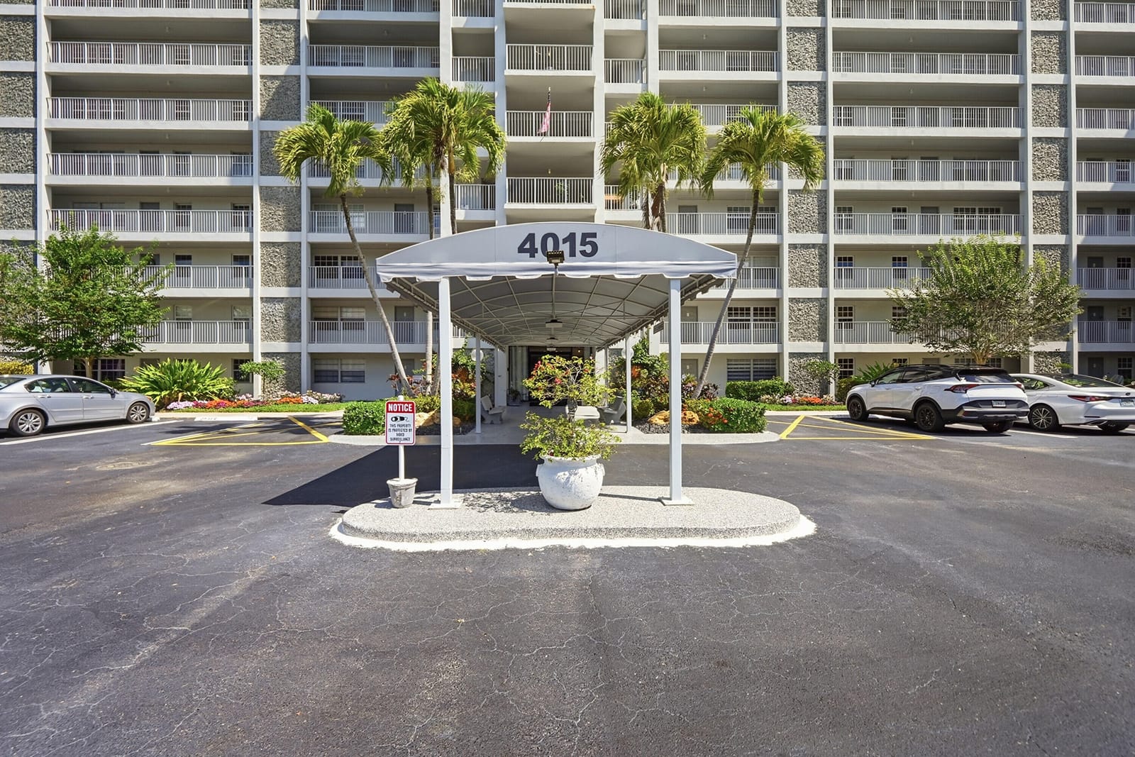 4015 W Palm Aire Drive 1001, Pompano Beach, FL 33069 photo 2