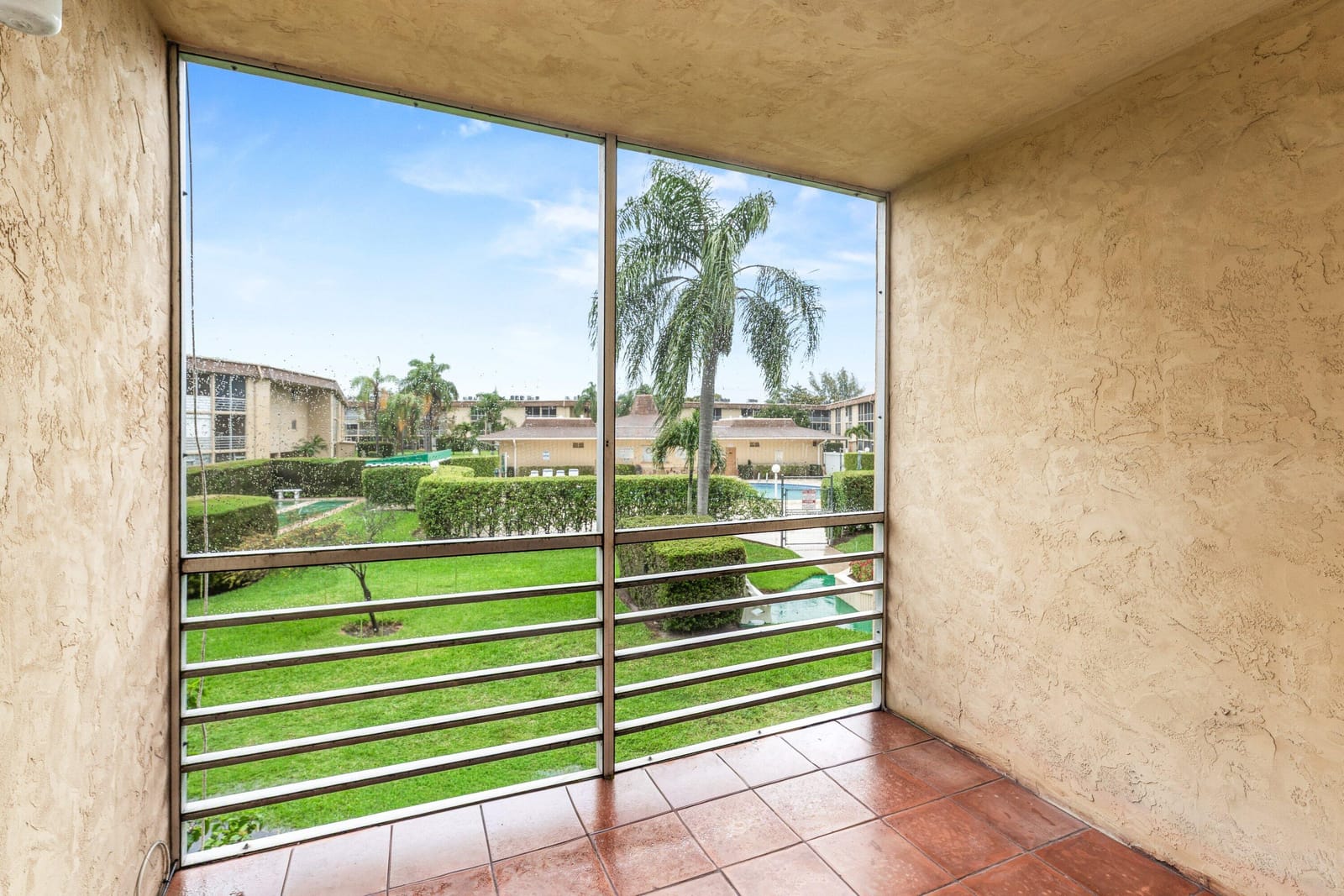 600 Village Green Court 211, Palm Springs, FL 33461 photo 15
