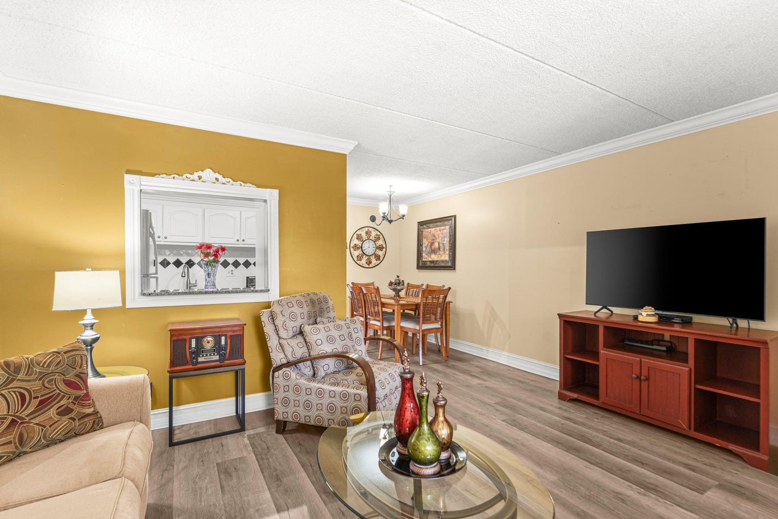 600 Village Green Court 211, Palm Springs, FL 33461 photo 3