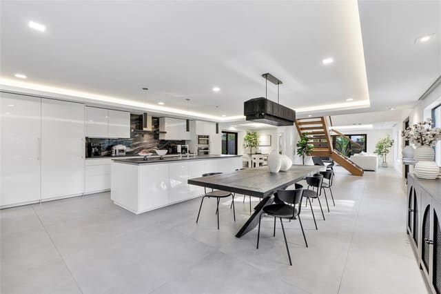 500 NE 14th Avenue, Las Olas Park, Fort Lauderdale, FL
