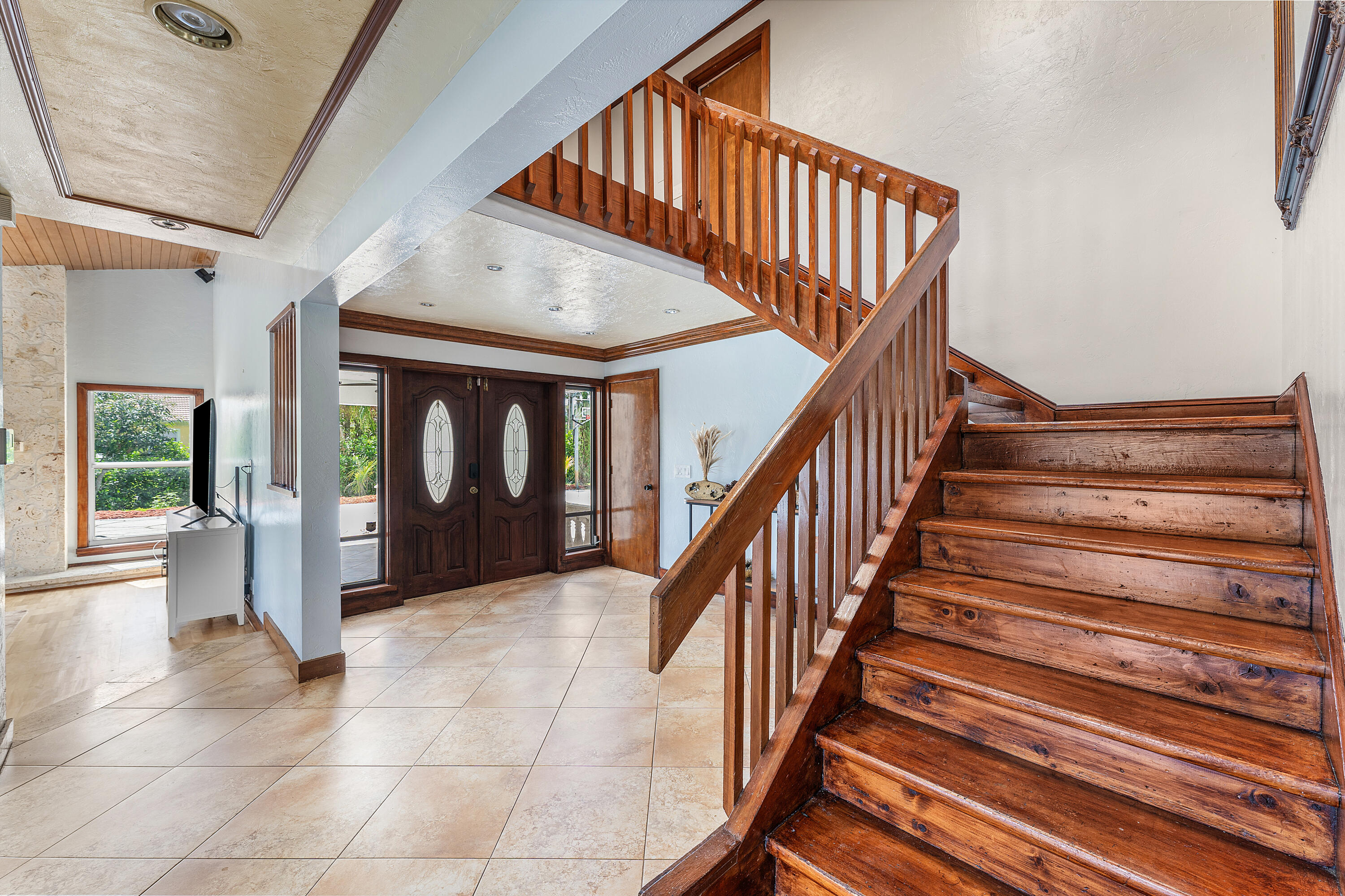 10170 Calumet Lane — photo 8