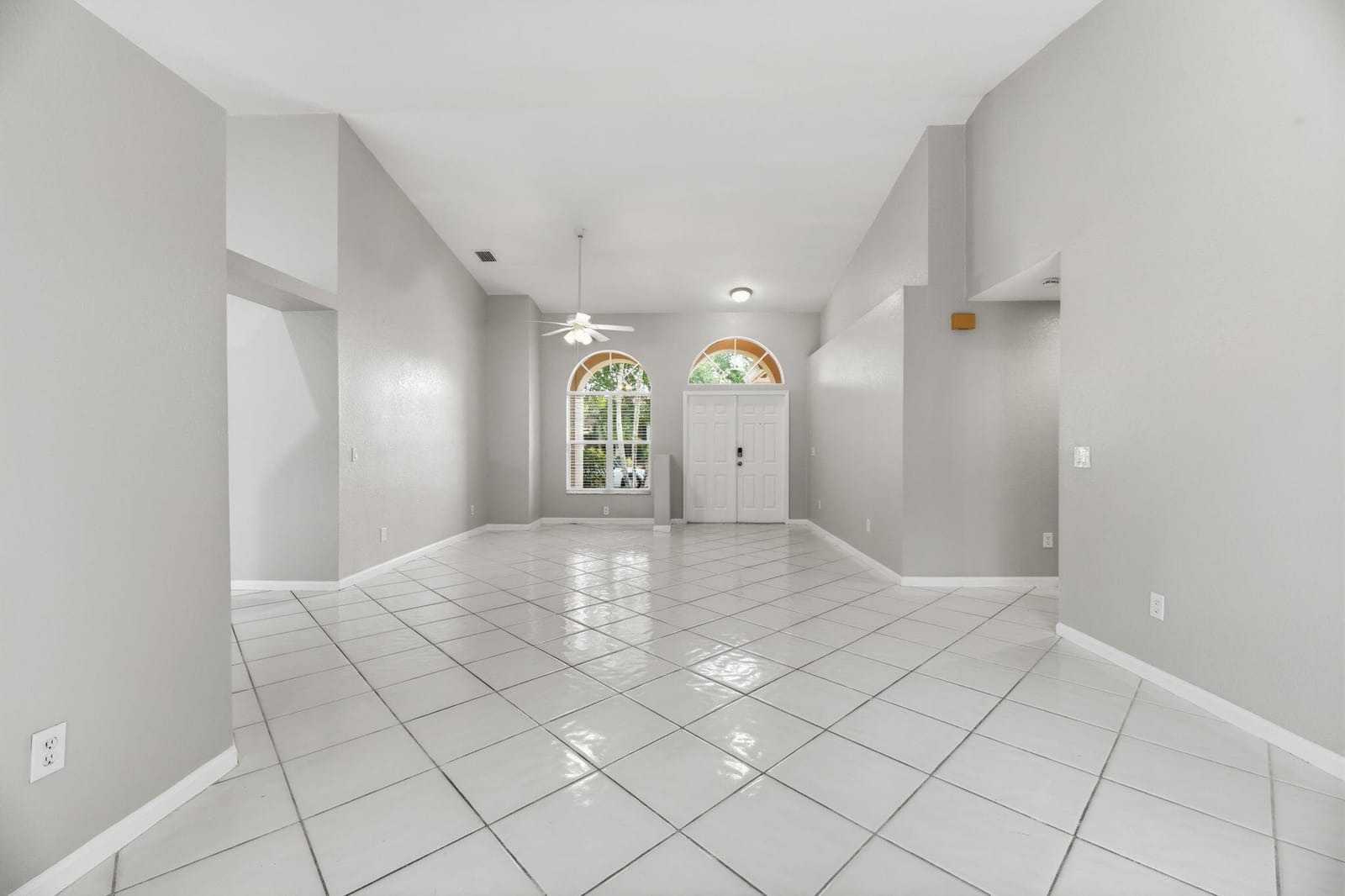 10316 NW 53rd Court — photo 7