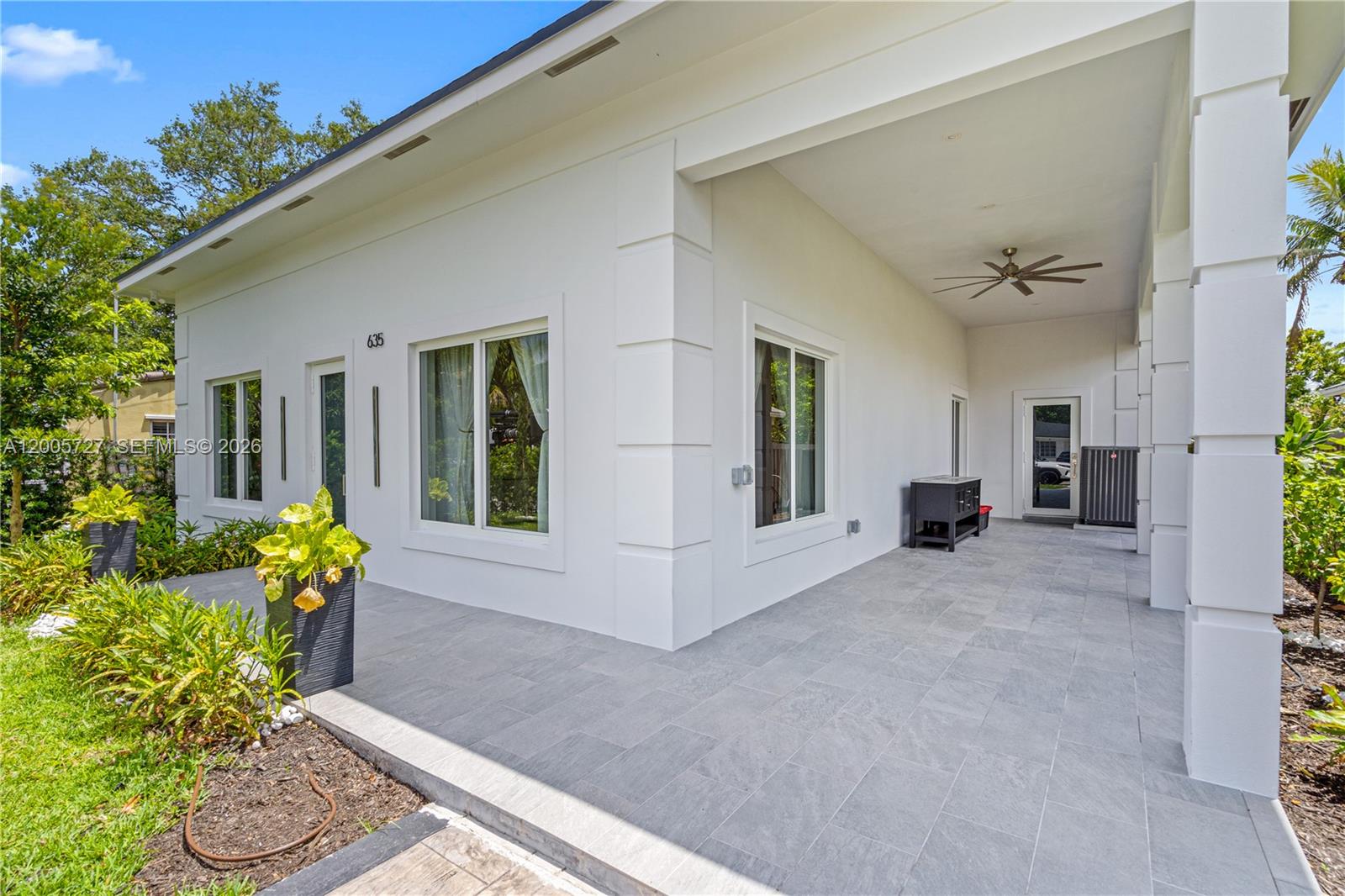 635 SW 9th Street, Hallandale Beach, FL 33009, Hallandale Beach