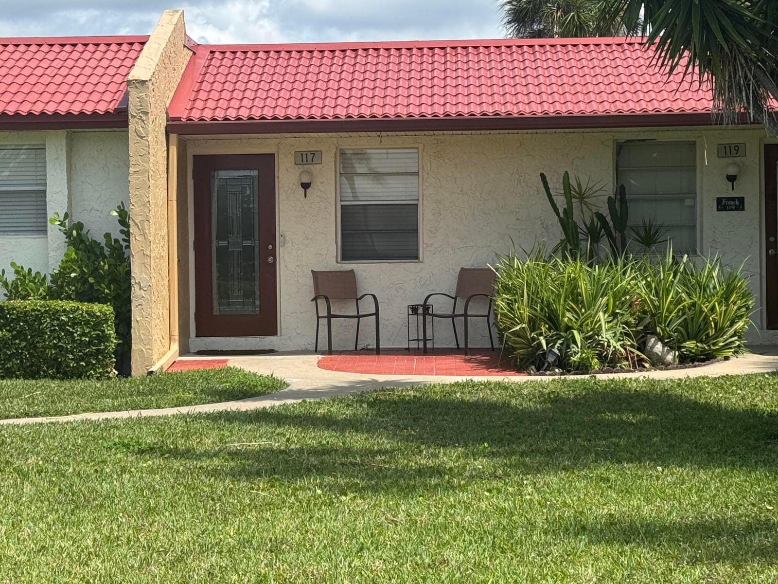 117 Golden River Drive — photo 4
