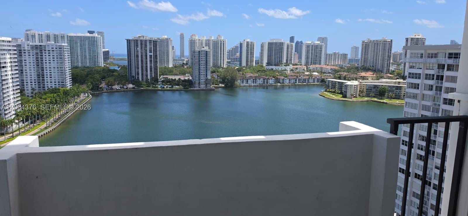 2750 NE 183rd Street 2010, Aventura, FL 33160 photo 2