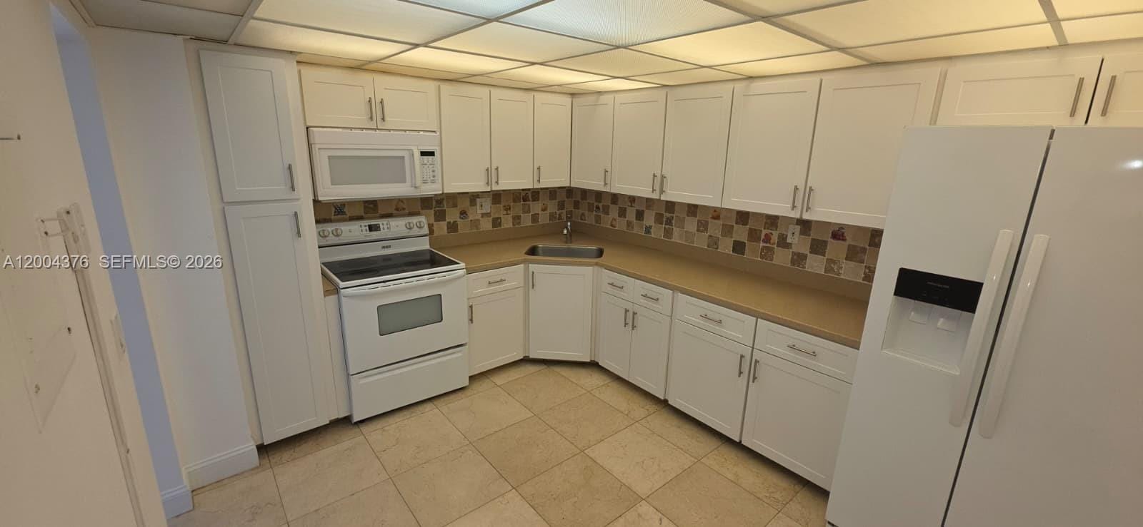 2750 NE 183rd Street 2010, Aventura, FL 33160 photo 15