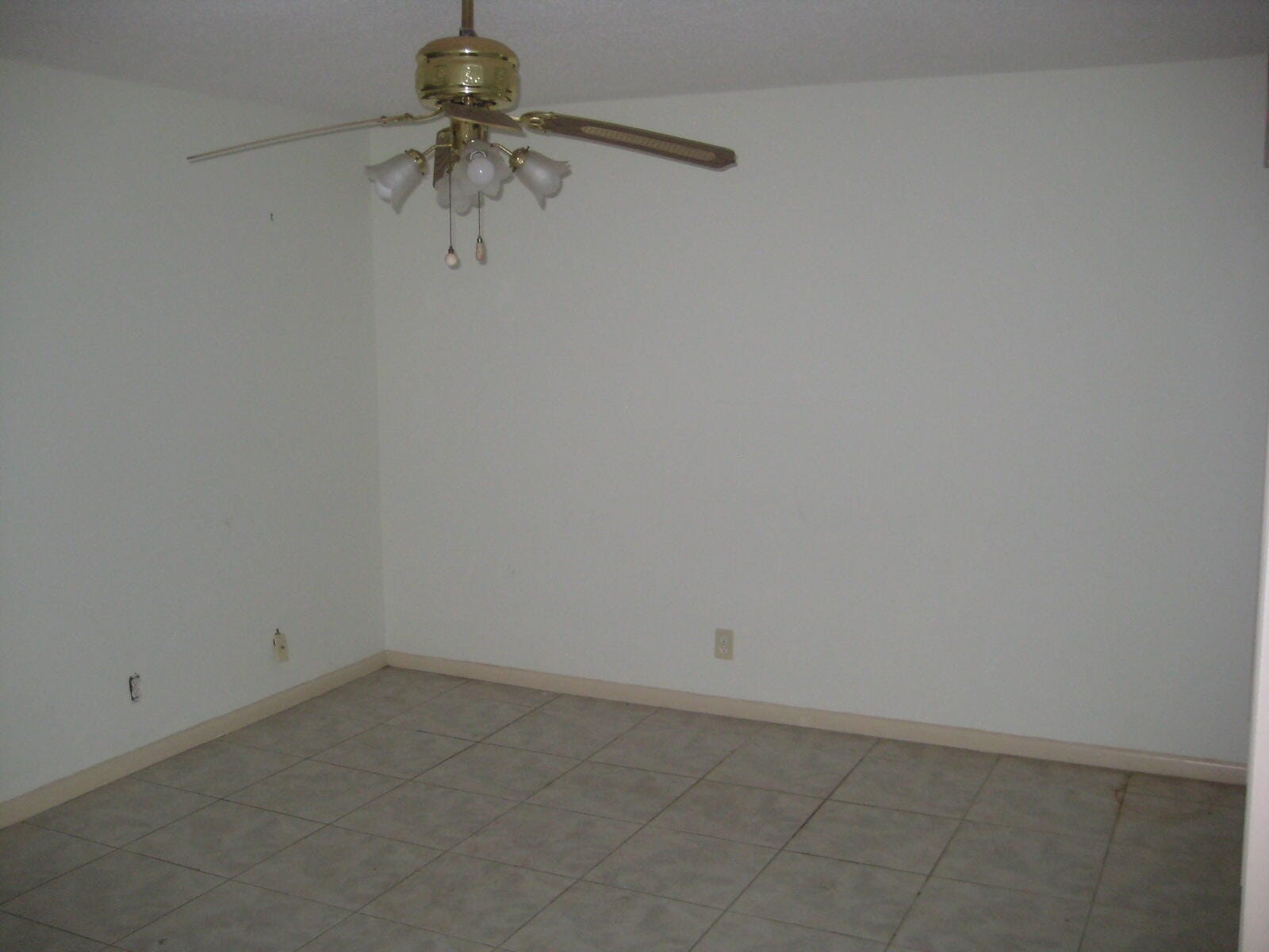 401 Saxony Drive 401-i — photo 4