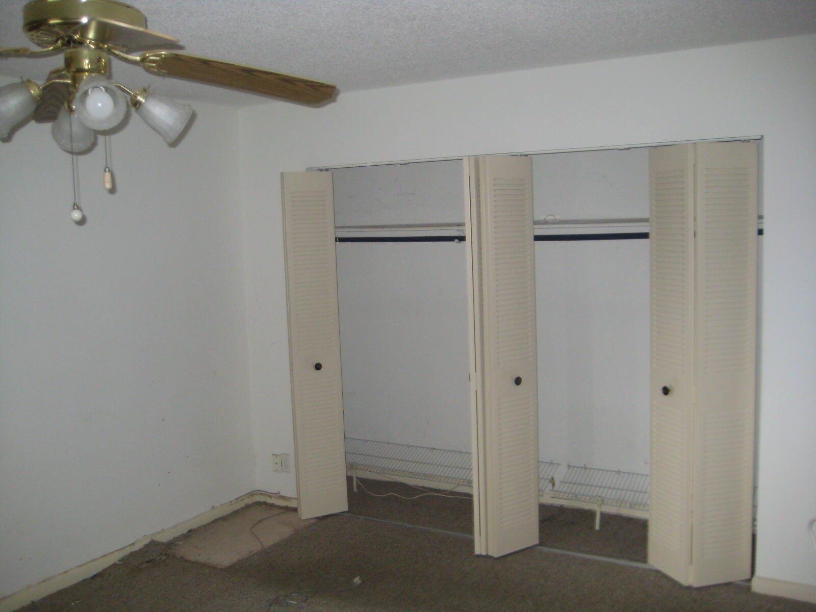 401 Saxony Drive 401-i — photo 8
