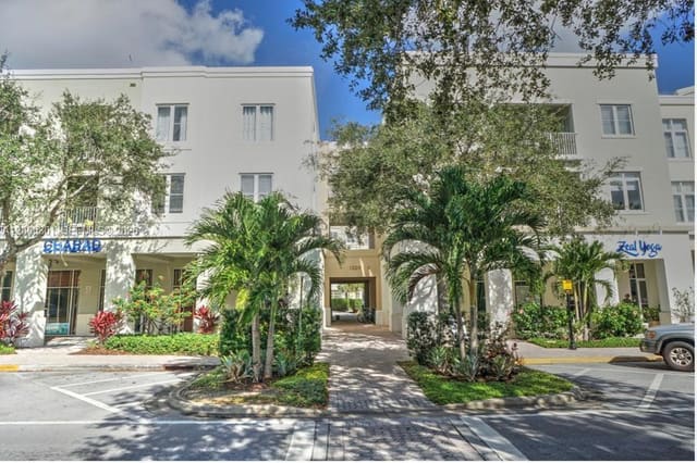 1209 Main Street 315, Jupiter, FL 33458