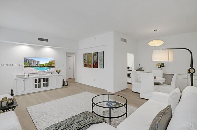 625 Biltmore Way 103, Coral Gables, FL 33134