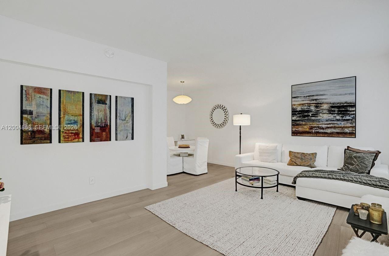 625 Biltmore Way 103 — photo 2