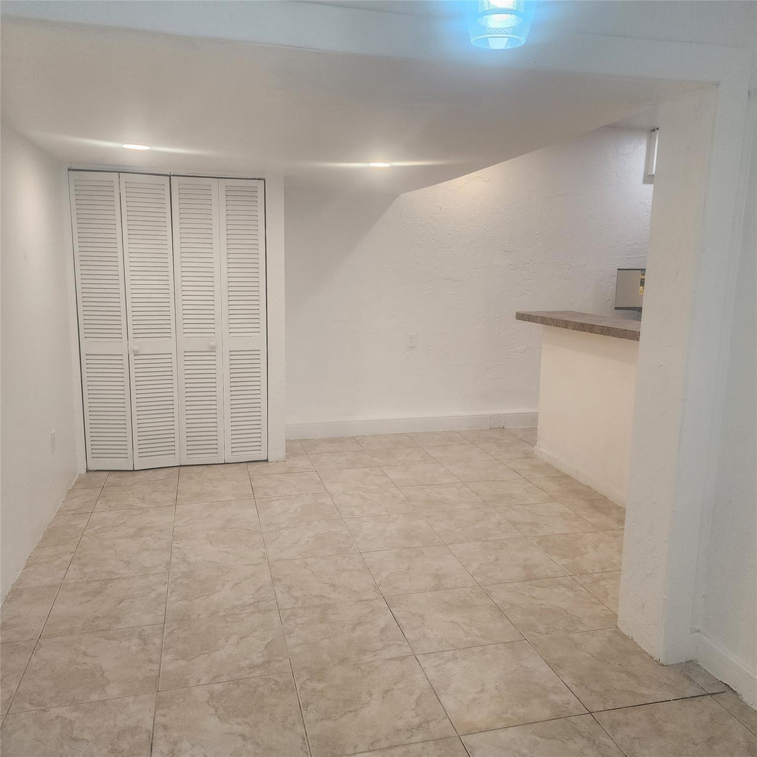 7800 SW 9th Street, North Lauderdale, FL 33068, North Lauderdale
