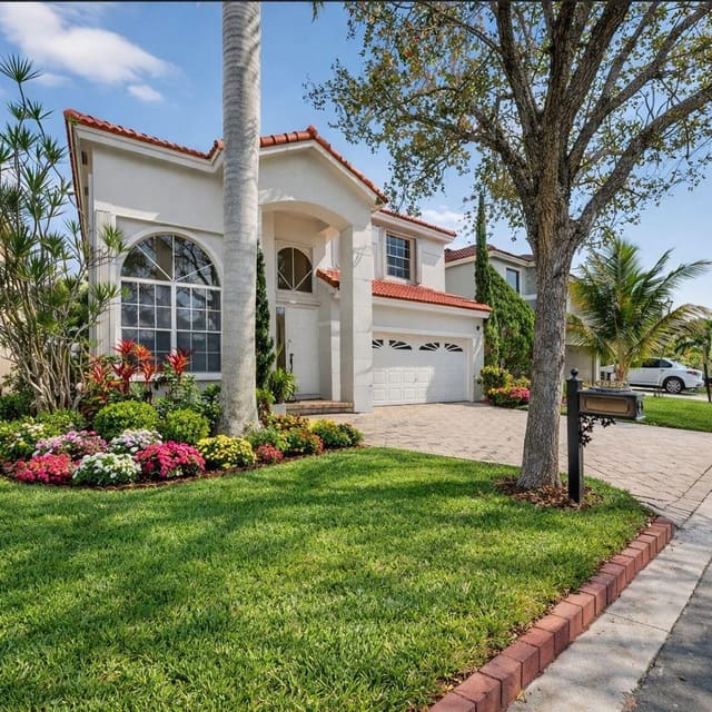 1055 NW 117th Avenue, sold in Lakeview Drive Subdivision, Coral Springs, FL
