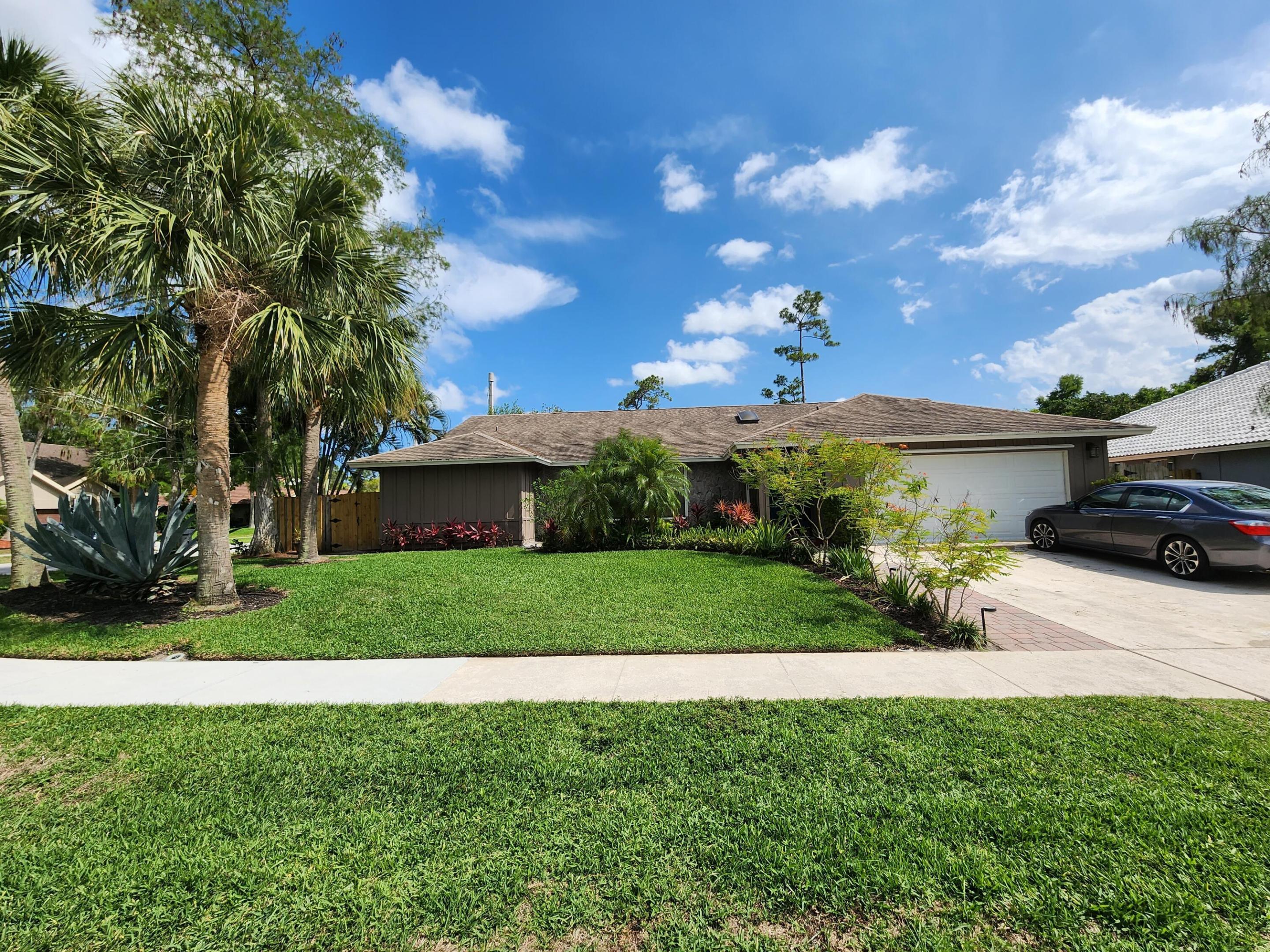 14313 N Flora Lane Efficiency A, Wellington, FL 33414, Wellington