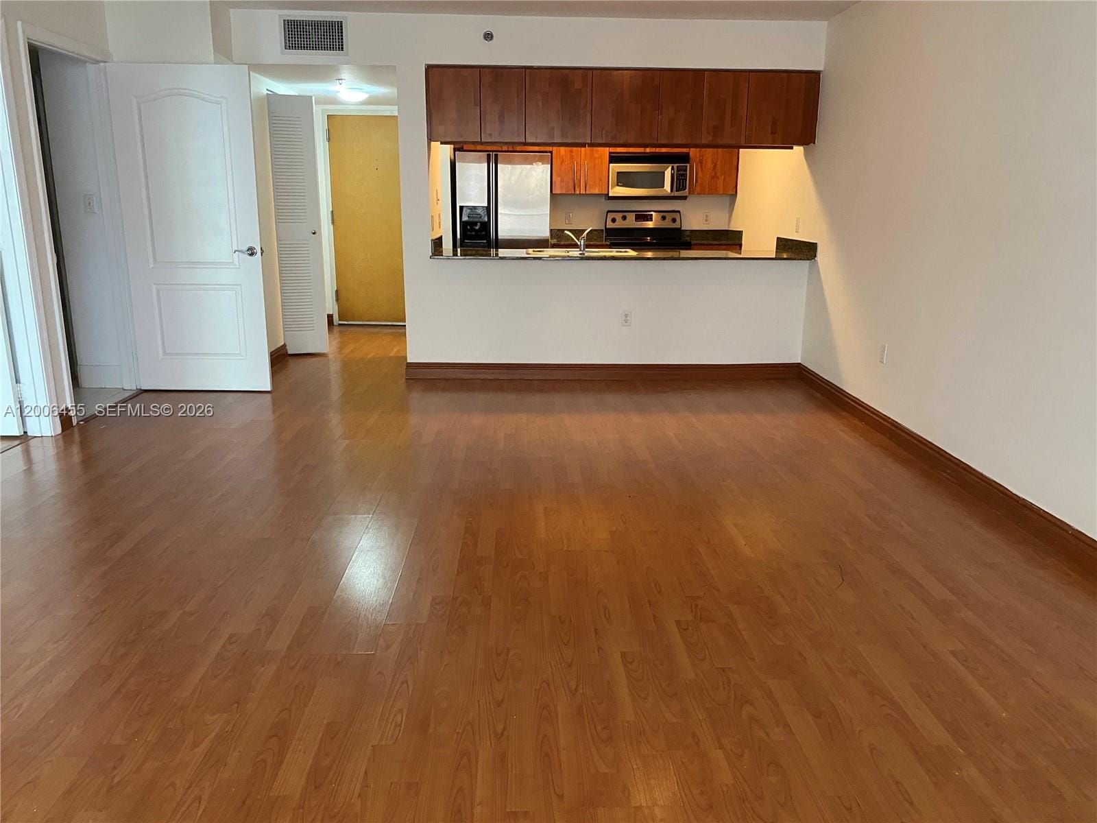 1200 Brickell Bay Drive 1914 — photo 3