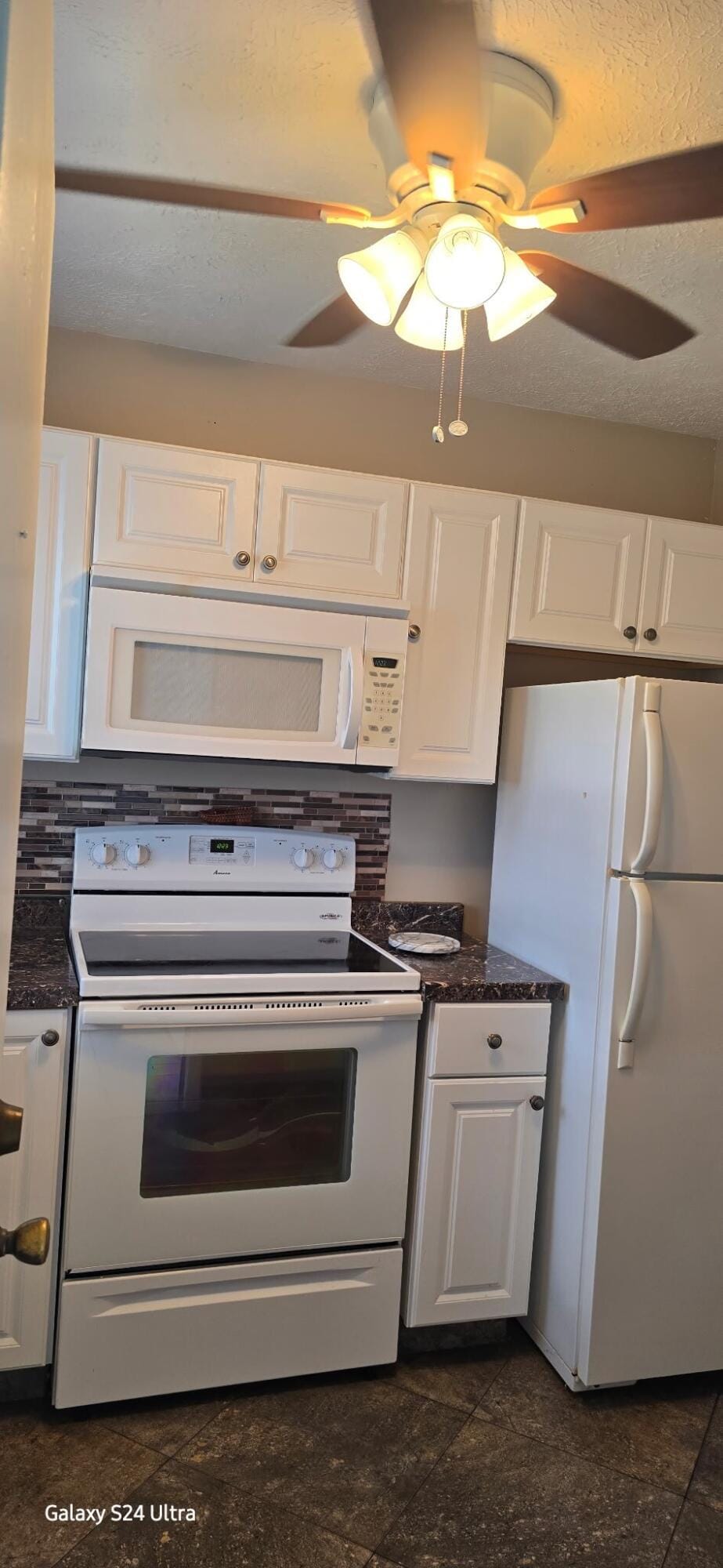 1621 NW 46th Avenue 101 — photo 2
