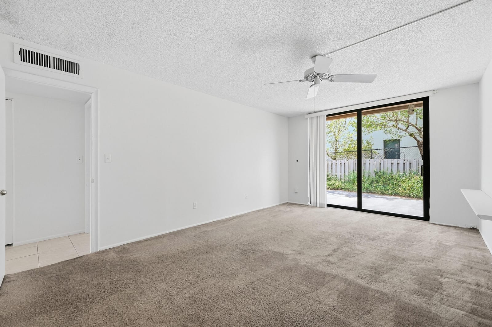20615 NE 7th Court, Miami, FL 33179 photo 12