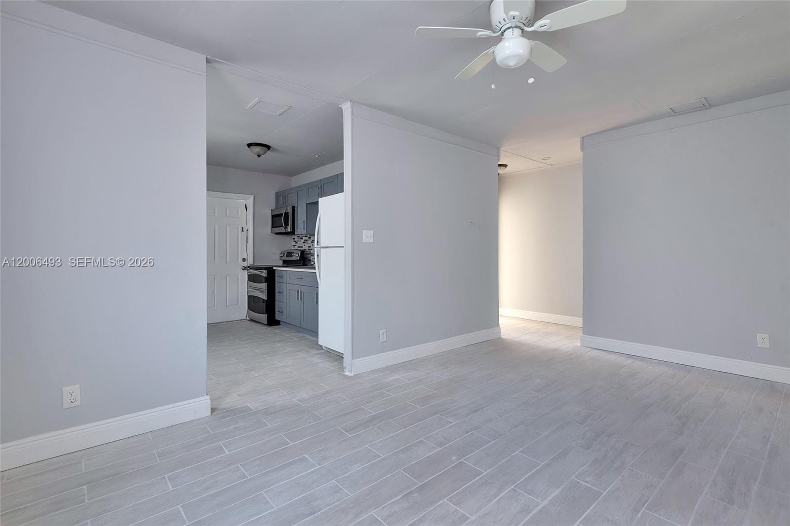 562 W 4th Street, Riviera Beach, FL 33404 photo 20