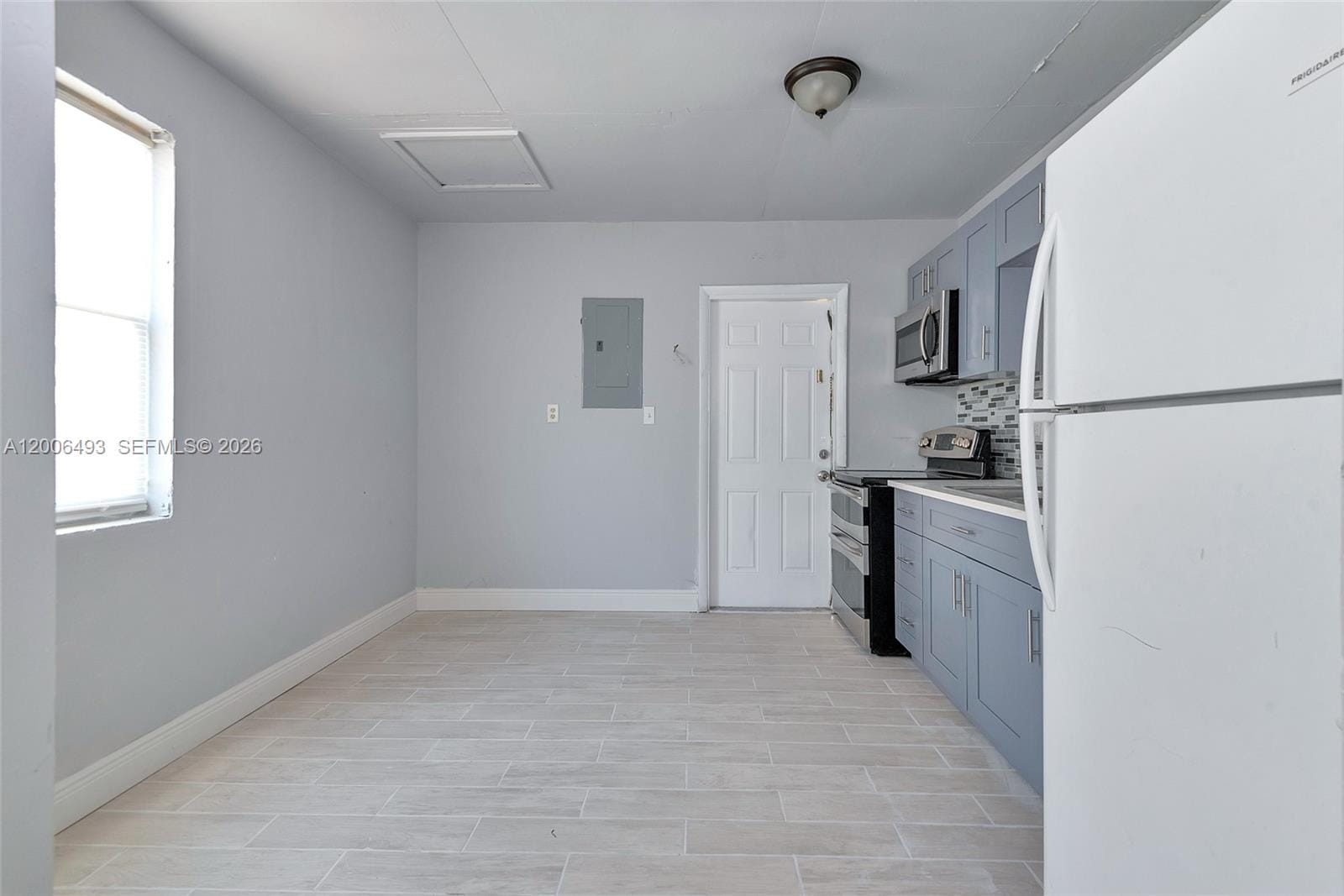 562 W 4th Street, Riviera Beach, FL 33404 photo 22