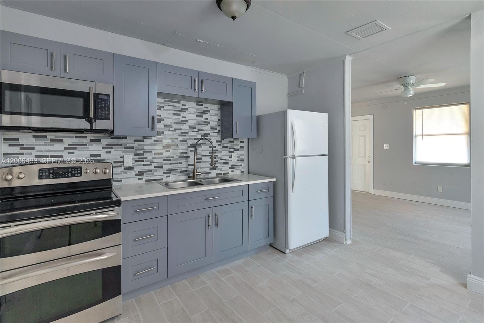 562 W 4th Street, Riviera Beach, FL 33404 photo 25