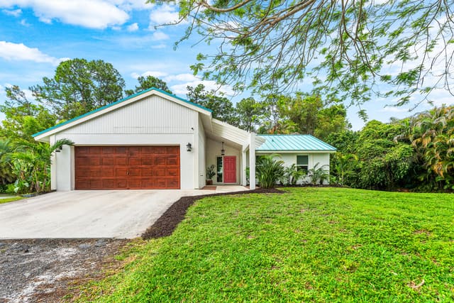 14752 86th Road N, The Acreage, FL 33470