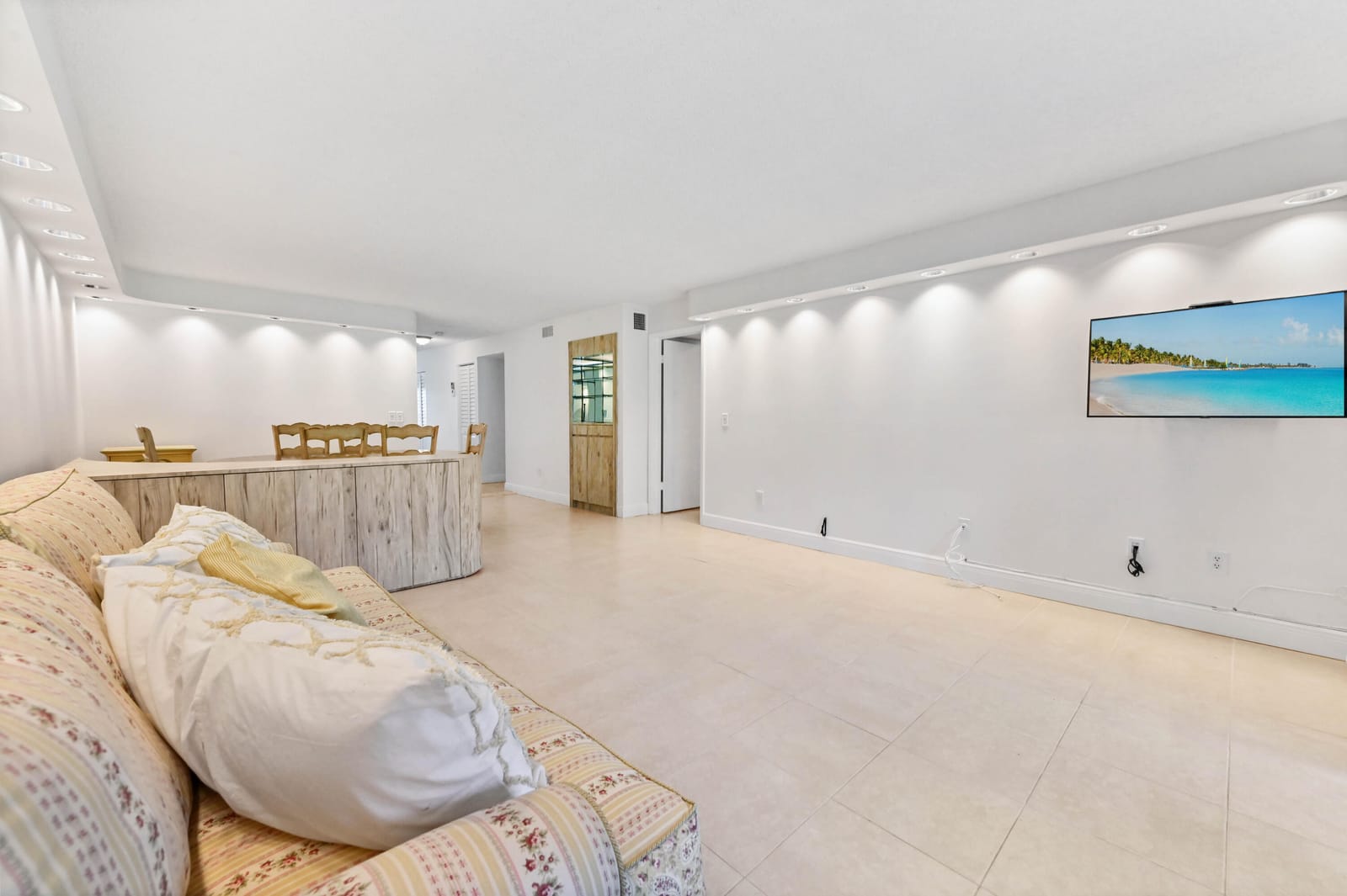 21215 Lago Circle C, Boca Raton, FL 33433 photo 10