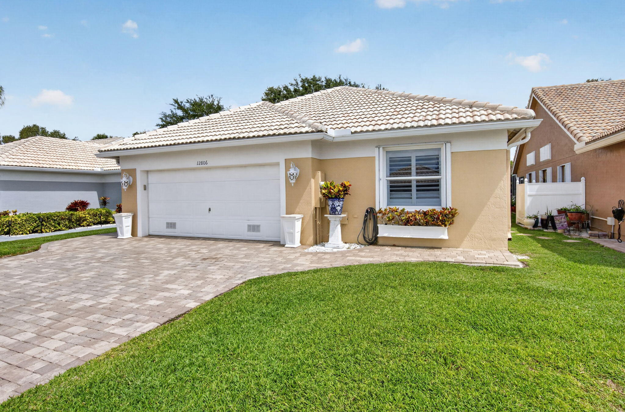 12806 Hampton Lakes Circle — photo 3