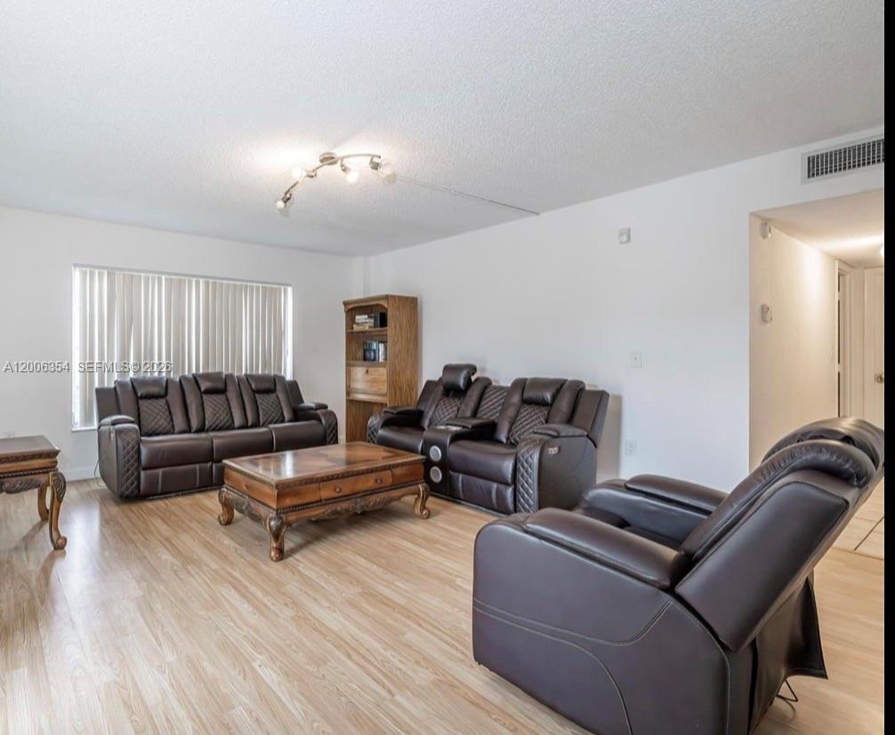 4174 Inverrary Drive 202, Lauderhill, FL 33319, Lauderhill