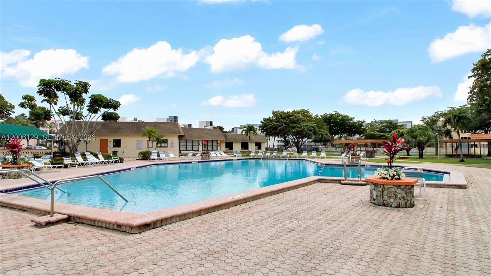 4000 NW 44th Avenue 306, Lauderdale Lakes, FL 33319 photo 30