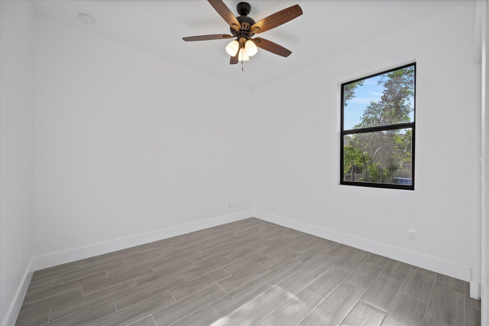 1209 W 33rd Street, Riviera Beach, FL 33404 photo 14