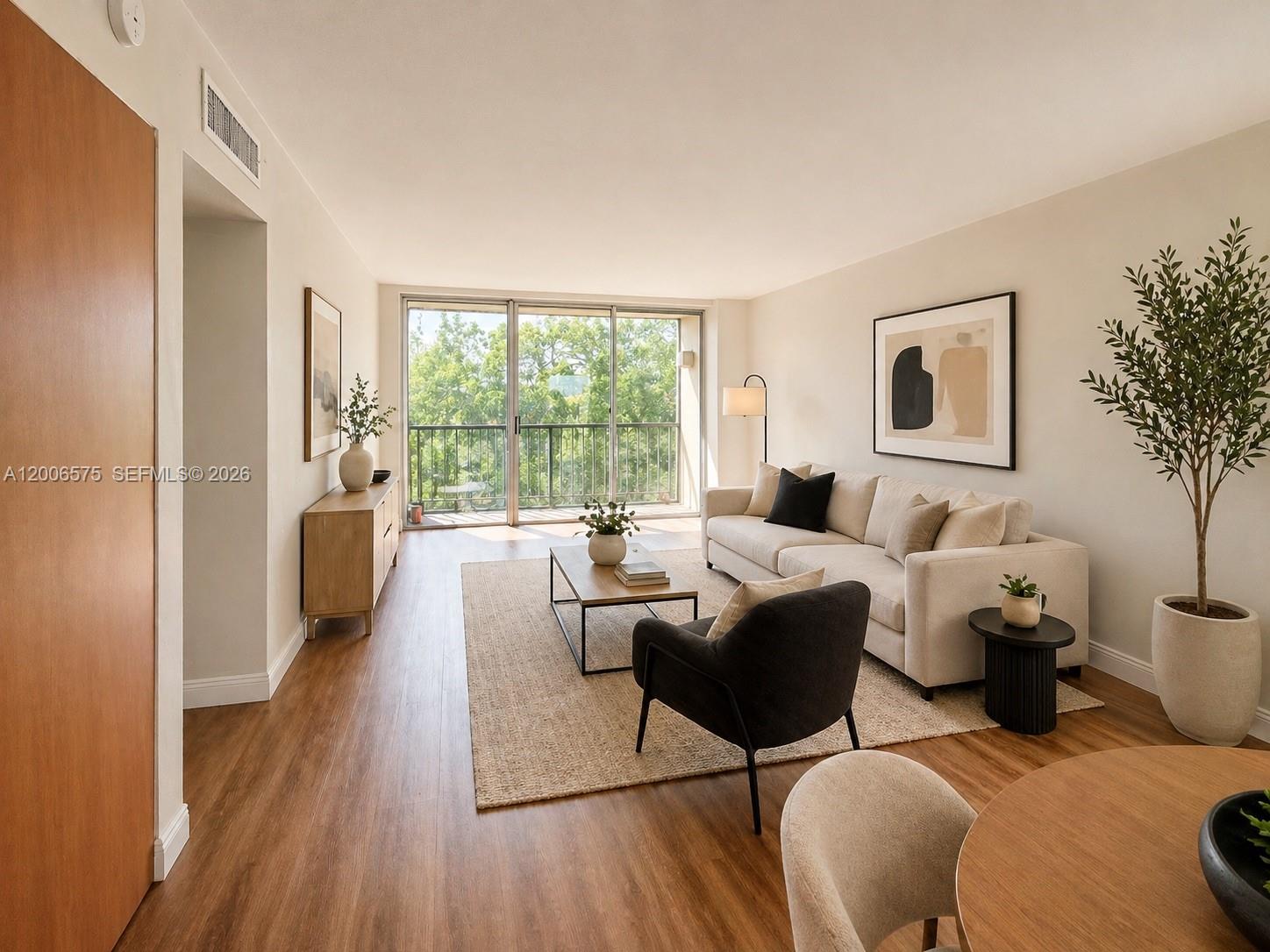 8870 Fontainebleau Boulevard 409, Miami, FL 33172, Miami