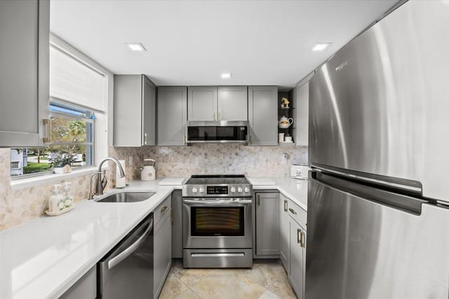 2929 SE Ocean Boulevard 104-7, sold in Cedar Pointe Condo, Stuart, FL