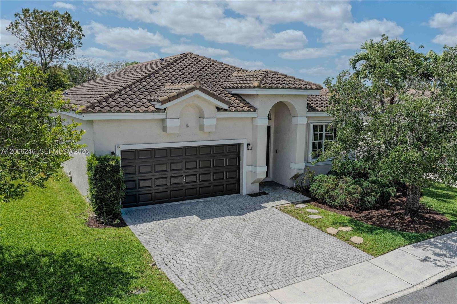 16284 NW 24th Street, Pembroke Pines, FL 33028