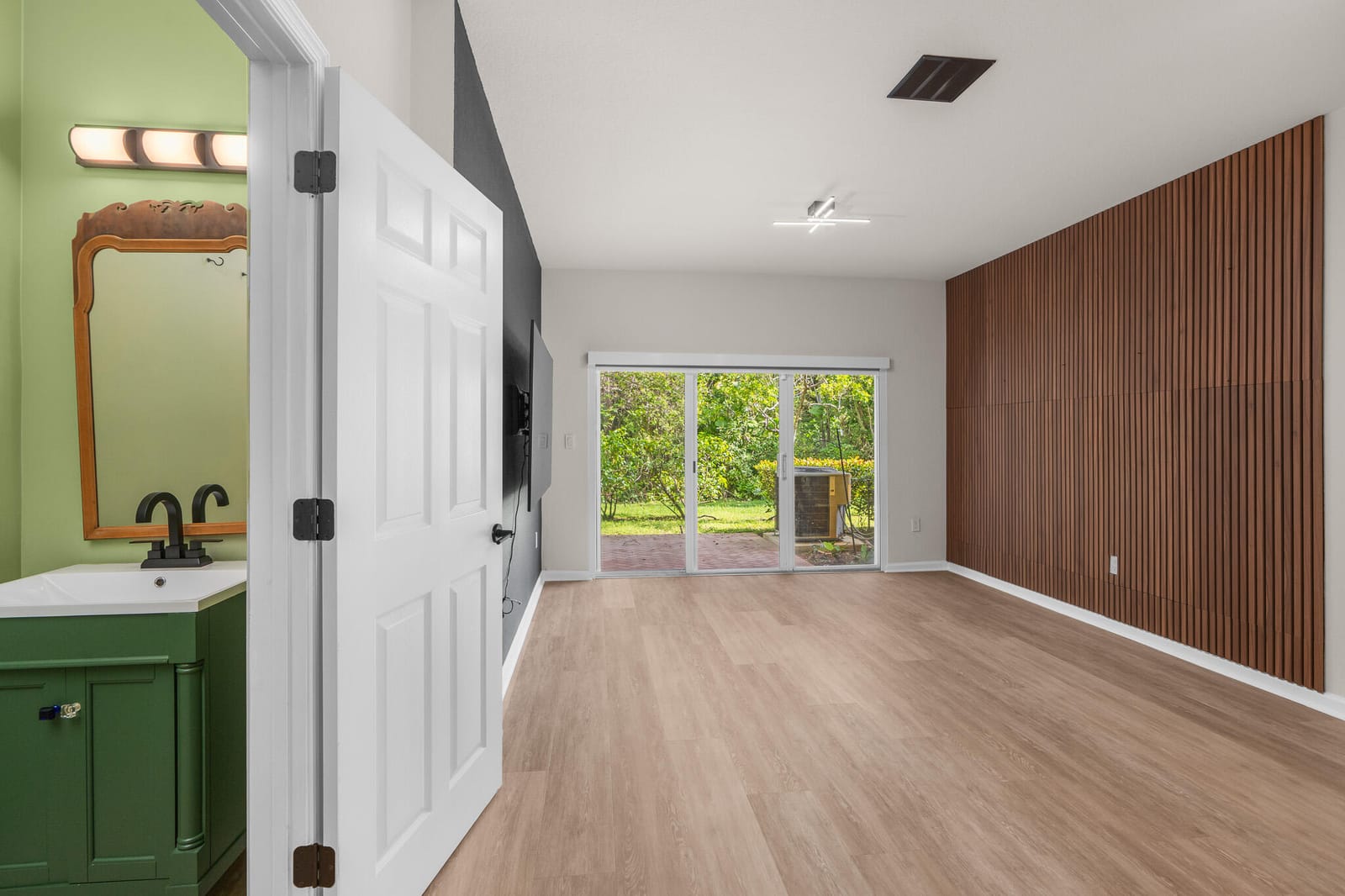 2543 NW 31st Court 2543, Oakland Park, FL 33309 photo 14