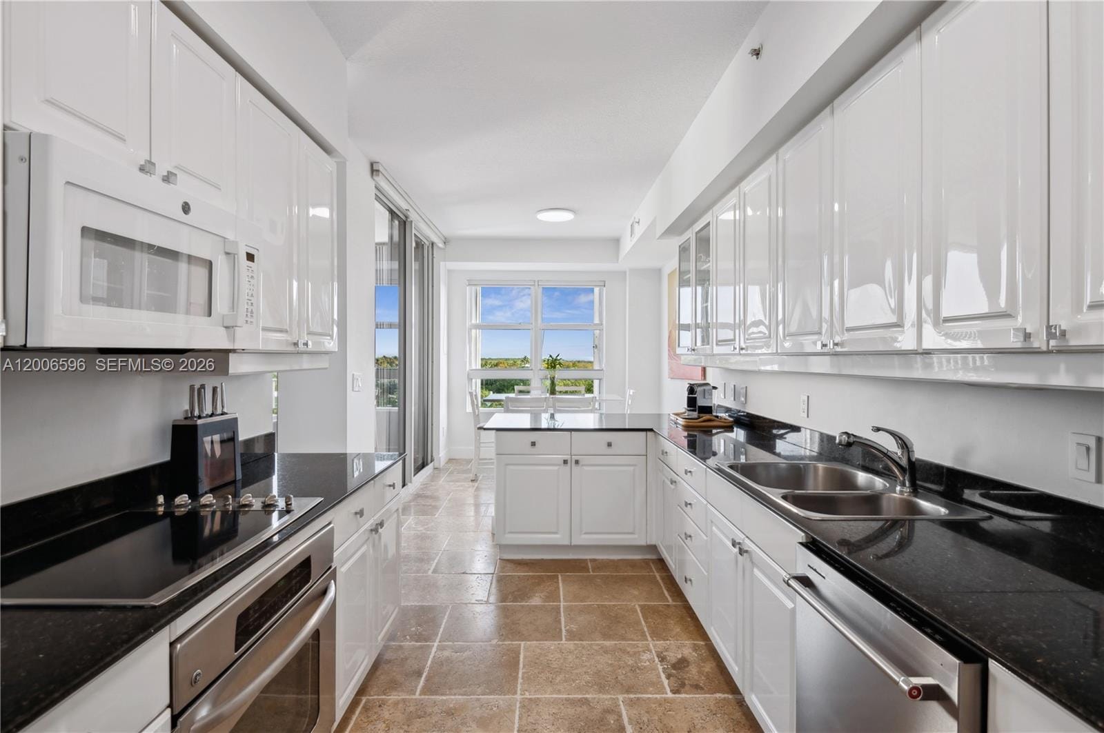 747 Crandon Boulevard PH10 — photo 6