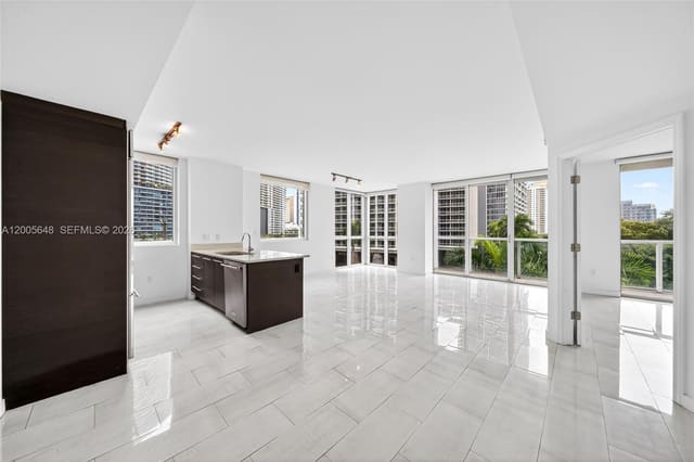 500 Brickell Avenue 501, sold in 500 Brickell East Condo, Miami, FL